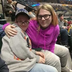 Meet your Posher, April